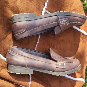 Clark's brown leather womens loafers size 9.5